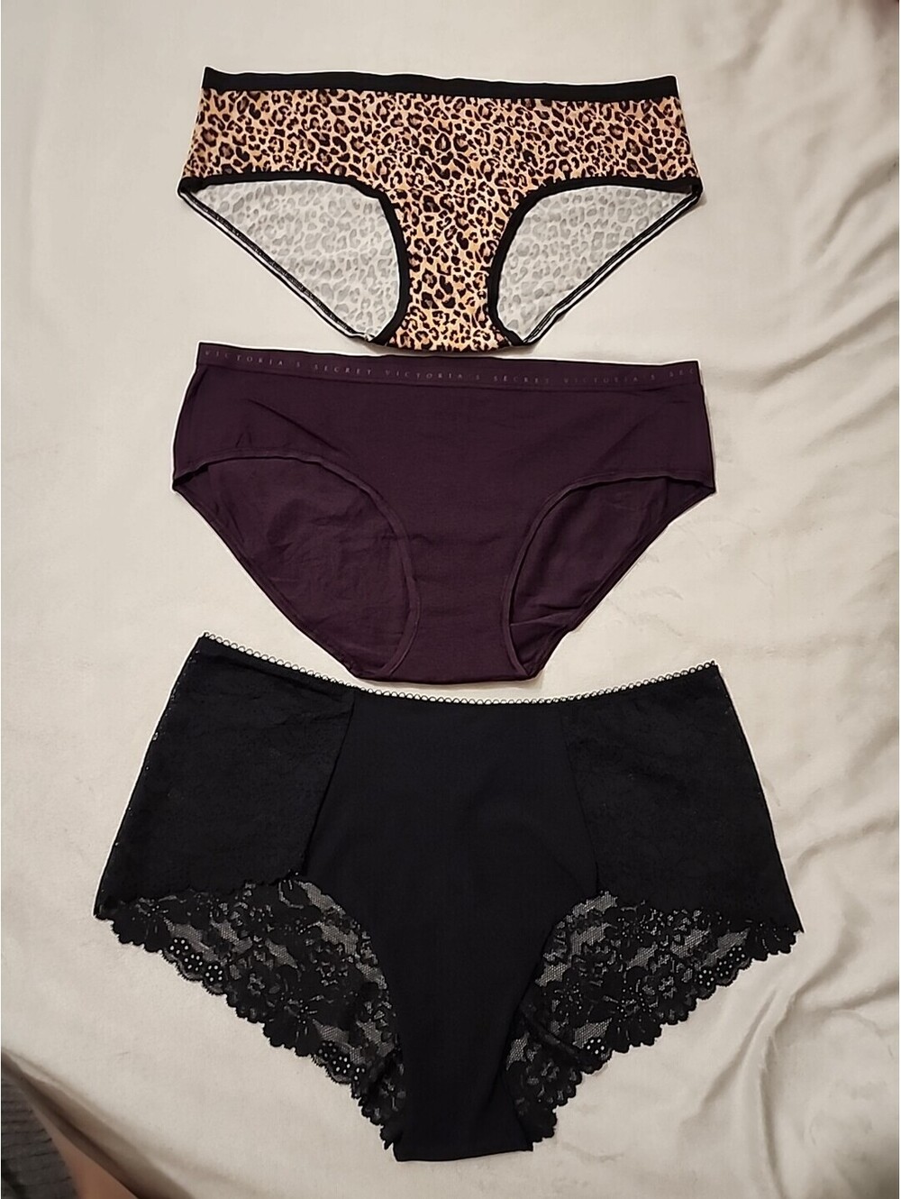 New 3 PACK Victoria’s Secret  Cheeky/cheeky Lace Panties Underwear Women Size LG